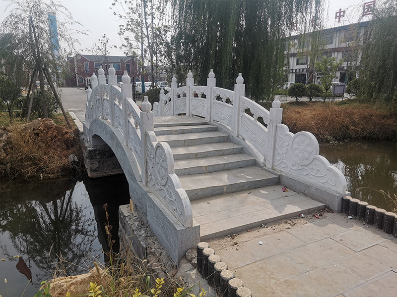 天然石材欄桿有哪些使用價(jià)值